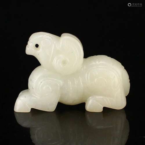 Superb Chinese Hetian Jade Lucky Sheep Pendant