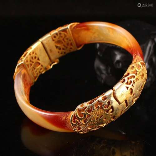 Beautiful Chinese Agate & Gold Fastener Ornament Bracele...