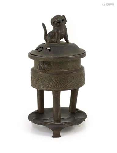 A Chinese bronze tripod censer, ding, Xuande mark, 18th/19th...