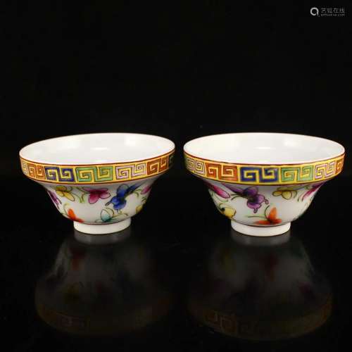 Pair Famille Rose Butterfly Design Porcelain Teabowl