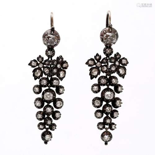 French diamonds long earrings, first half of the 19th Centur...
