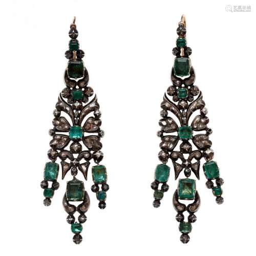 Catalan emeralds and diamonds long earrings, 19th Century.