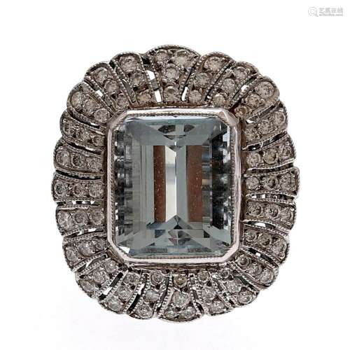 Aquamarine and diamonds rosette ring.