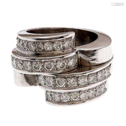 Chevalier-style diamonds ring.