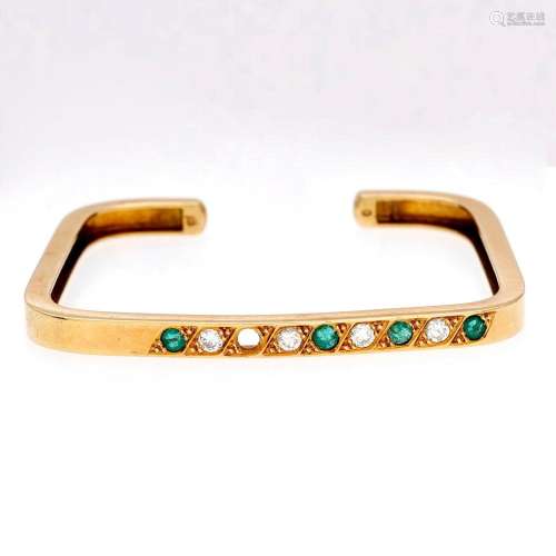 OCTAVI SARDÀ. Diamonds and emeralds bangle bracelet.