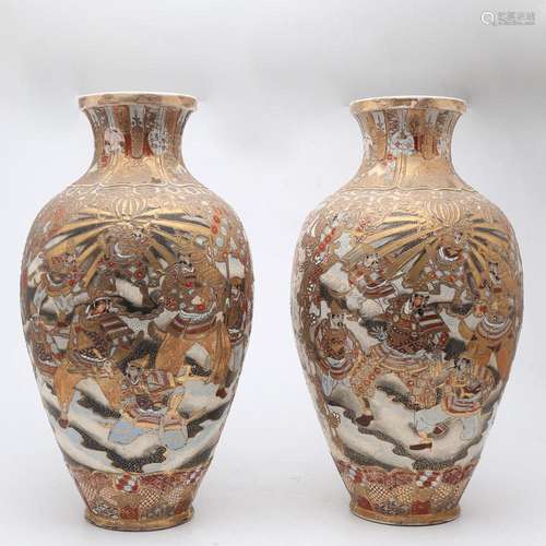 Pair of Japanese vases in Satsuma earthenware, early 20th Ce...