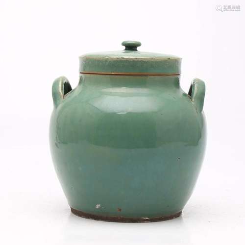 Lidded vase in celadon porcelain, probably Vietnamese, 18th ...