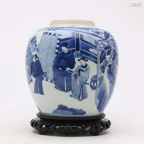 Chinese Kangxi-style vase in blue and white porcelain, 20th ...