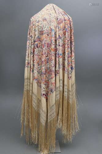 Manila shawl in embroidered beige silk, first third of the 2...