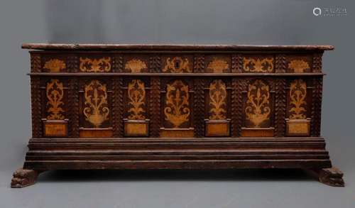 Catalan hope chest with marquetry front, mid 18th Century.