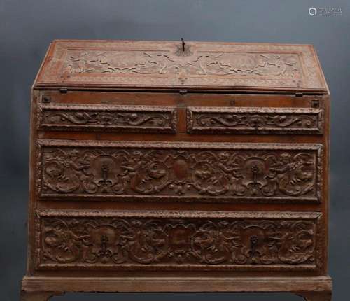 Spanish cabinet, probably from Granada, in carved melis pine...