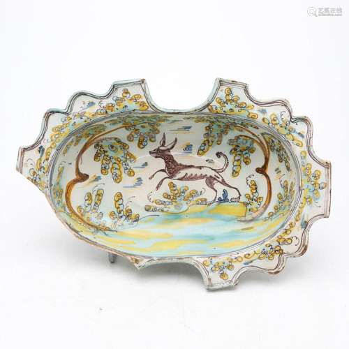 Talavera earthenware basin from the "polychrome" s...