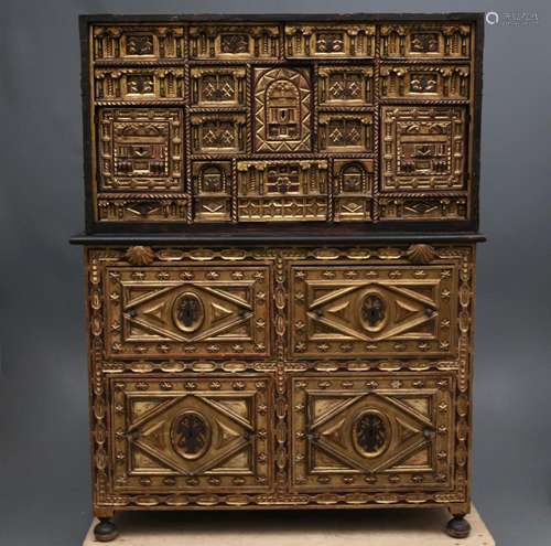 Desk on a Spanish stand from Salamanca, from the beginning o...