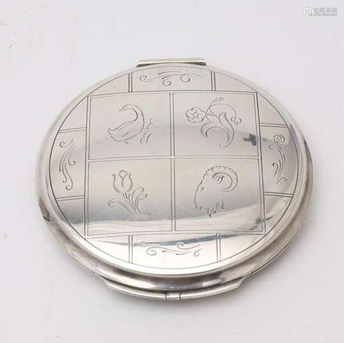 GEORG JENSEN. Powder case, model "231D".