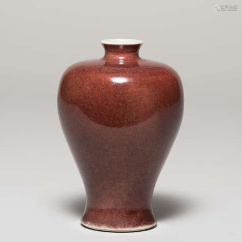清早期 霁红釉梅瓶