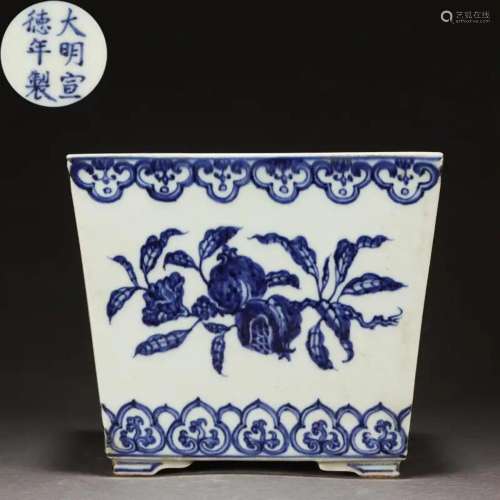 A Blue and White Pomegranate Jardiniere