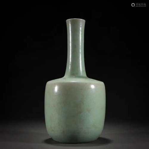A Chinese Ru-ware Mallet Vase