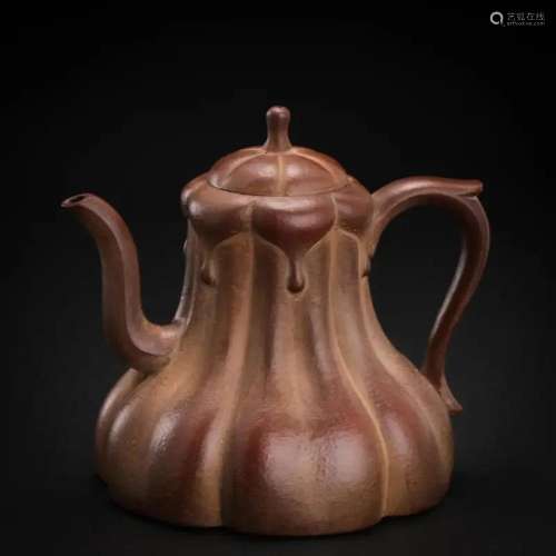 A Chinese Yixing Glazed Teapot