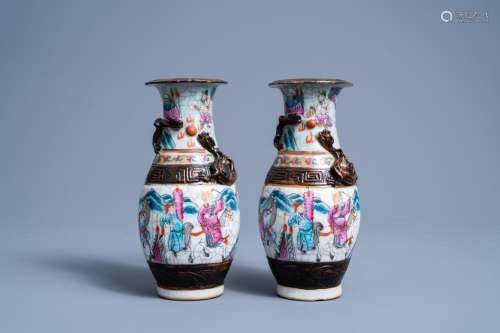 A PAIR OF FINE CHINESE NANKING CRACKLE GLAZED FAMILLE ROSE V...