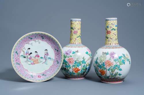 A PAIR OF CHINESE FAMILLE ROSE BOTTLE VASES WITH FLORAL DESI...