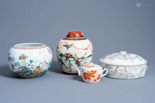 A VARIED COLLECTION OF CHINESE POLYCHROME PORCELAIN, 19TH/20...