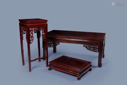 THREE CHINESE WOOD DISPLAY STANDS AND TABLES, 20TH C.