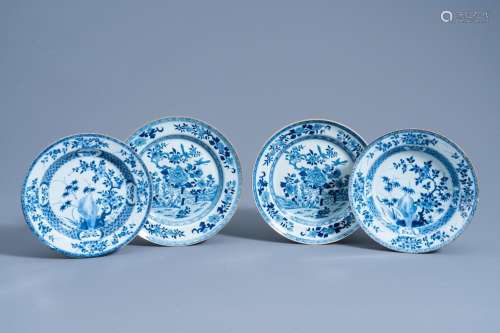 TWO PAIRS OF CHINESE BLUE AND WHITE PLATES WITH FLORAL DESIG...