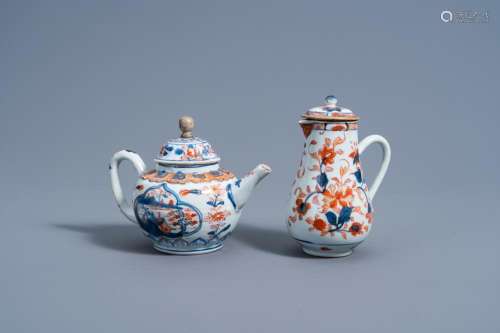 A CHINESE IMARI-STYLE TEAPOT AND A JUG AND COVER WITH FLORAL...