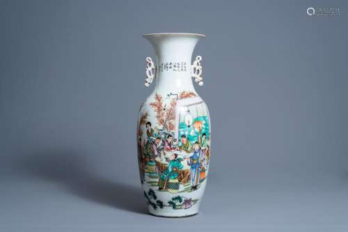 A CHINESE FAMILLE ROSE DOUBLE DESIGN VASE, 19TH/20TH C.