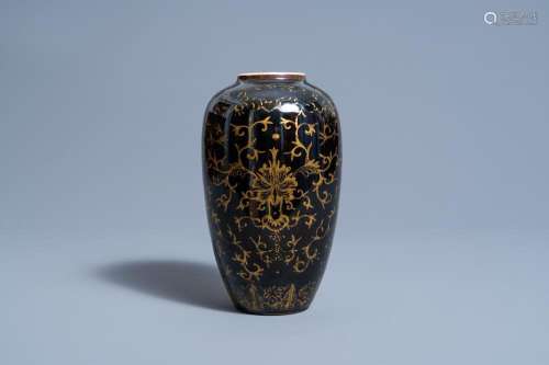 A CHINESE MONOCHROME BLACK VASE WITH GILT LOTUS SCROLLS, 19T...