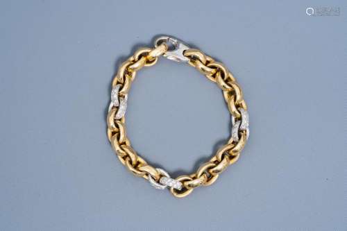 AN 18 CARAT YELLOW AND WHITE GOLD BRACELET SET WITH 108 DIAM...