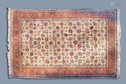 AN ORIENTAL NAIN RUG WITH FLORAL DESIGN, WOOL ON COTTON, IRA...