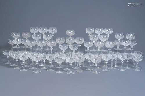 AN EXTENSIVE COLLECTION OF CLEAR CRYSTAL CUT GLASSES, VAL SA...