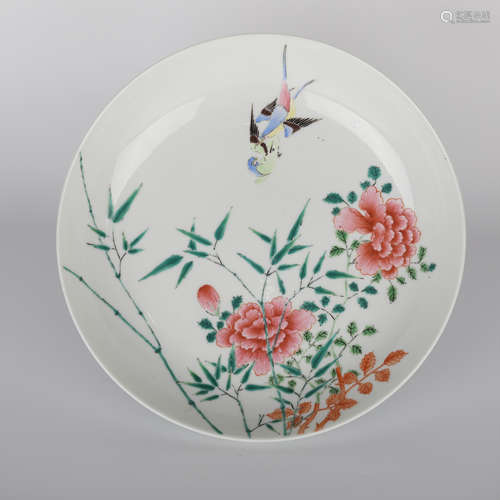 Chinese Fencai flower pattern porcelain plate (Guangxu)