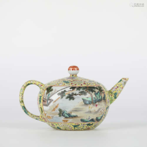 Chinese with text porcelain pot ,Qianlong