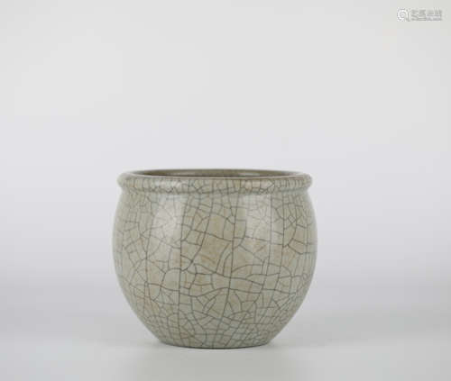 Chinese jar with natural cracks, Qianlong