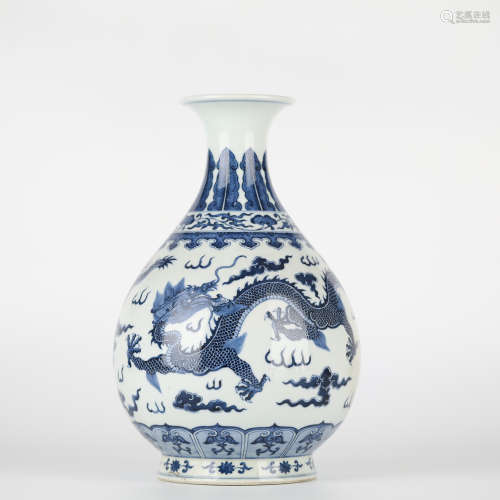 Chinese blue and white dragon vase, Qianlong