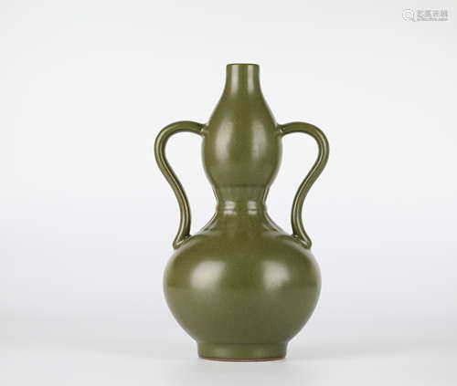 Chinese tea-glazed gourd vase, Qianlong