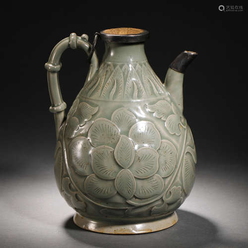 Song Dynasty Celadon Flower Portable Pot