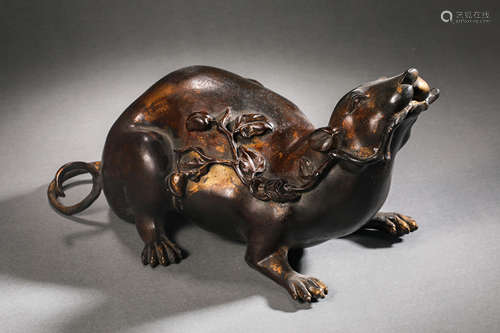 Qing Dynasty Bronze Rat Ornament