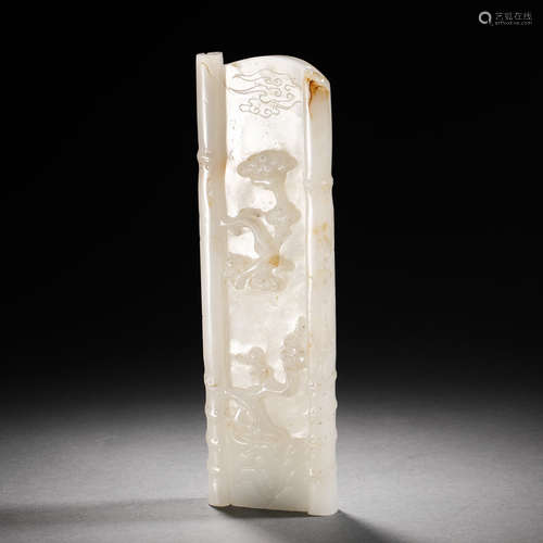 Qing Dynasty Hetian jade flower jade pendant