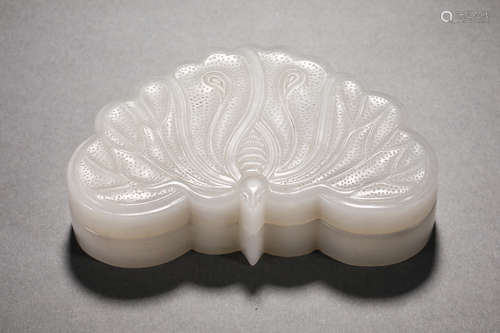 Qing Dynasty Hetian jade butterfly powder box