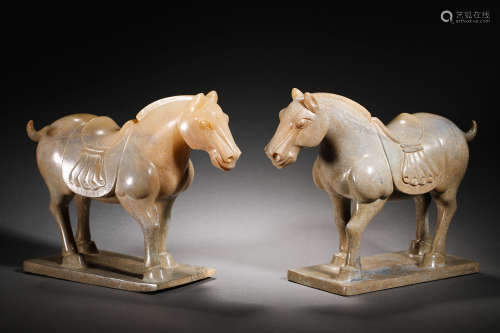 A group of Hetian jade horses in the Han Dynasty