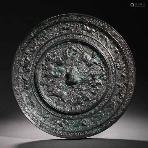 Han Dynasty Bronze Animal Pattern Mirror