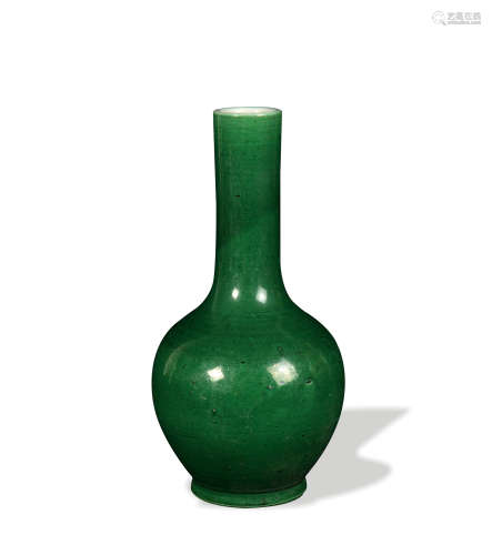 Chinese Green Glazed Vase, 18th Century