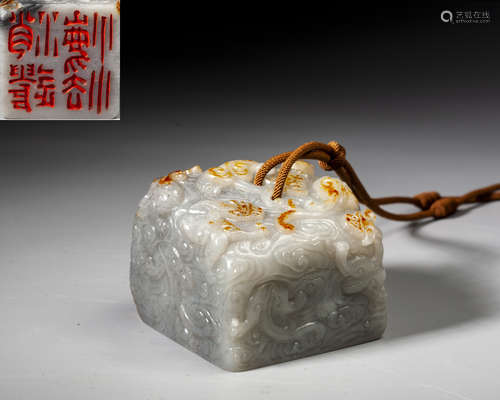 A CARVED JADE SEAL