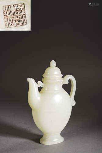 A WHITE JADE EWER, QING DYNASTY