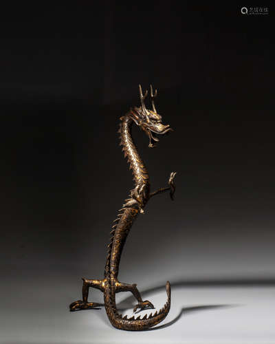 A CHINESE GILT-BRONZE DRAGON