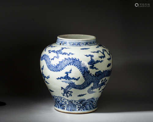 A CHINESE BLUE AND WHITE DRAGON JAR,QING DYNASTY