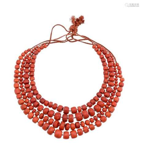 【Y】 A FOUR ROW CORAL BEAD NECKLACE